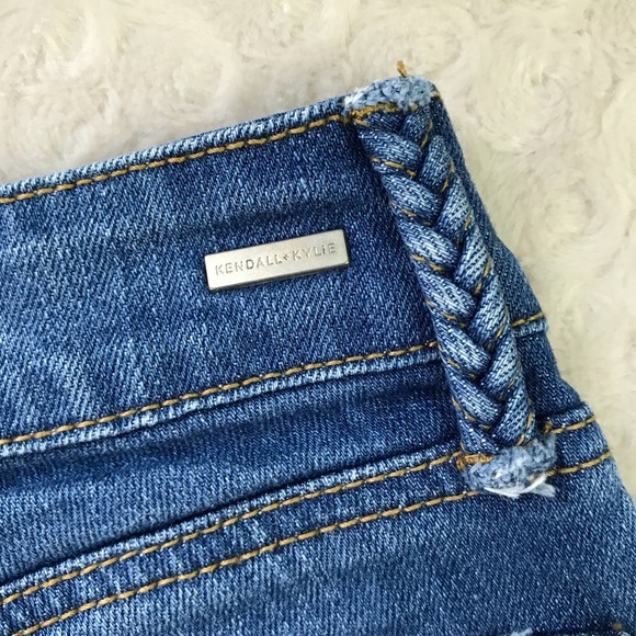 Kendall + Kylie 24 Shorts Denim Blue Jean Cutoffs - Picture 6 of 6